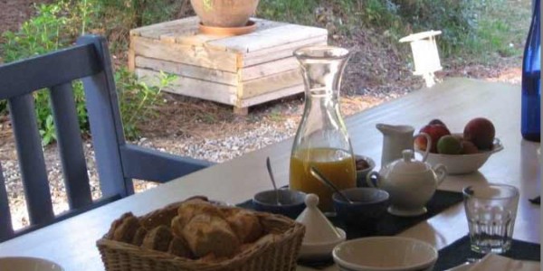 petit déjeuner en terrasse